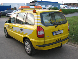 Opel Zafira 2005, SOS autómentő  autómatricázás, autó matricázás (MMM Trans Kft.) 