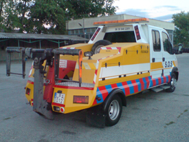 Renault Mascott , SOS autómentő  autómatricázás, autó matricázás (Mobile Truck Kft.) 