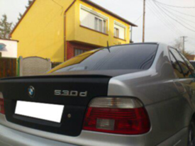 BMW 530 D fényes ezüst karosszéria fóliázás, karbon géptetővel és karbon utastértetővel 4