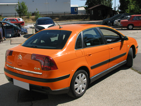 Citroen C5 fóliázás: fényes narancssárga karosszéria fóliázás 7