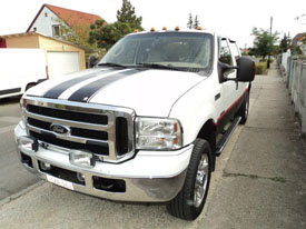 Ford Rancher fóliázás: fényes fehért karosszéria fóliázás, matt fekete díszcsíkkal 1