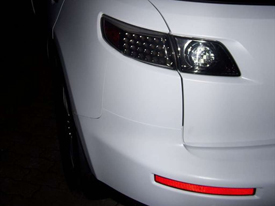 Infiniti FX35 matt feh&eacute;r aut&oacute;f&oacute;li&aacute;z&aacute;s