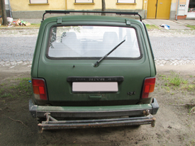 Lada Niva fóliázás: matt katonai zöld karosszéria fóliázás 5