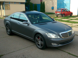 Mercedes S320 fóliázás: matt grafit karosszéria fóliázás, üveghatású tető karosszéria fóliázás 1